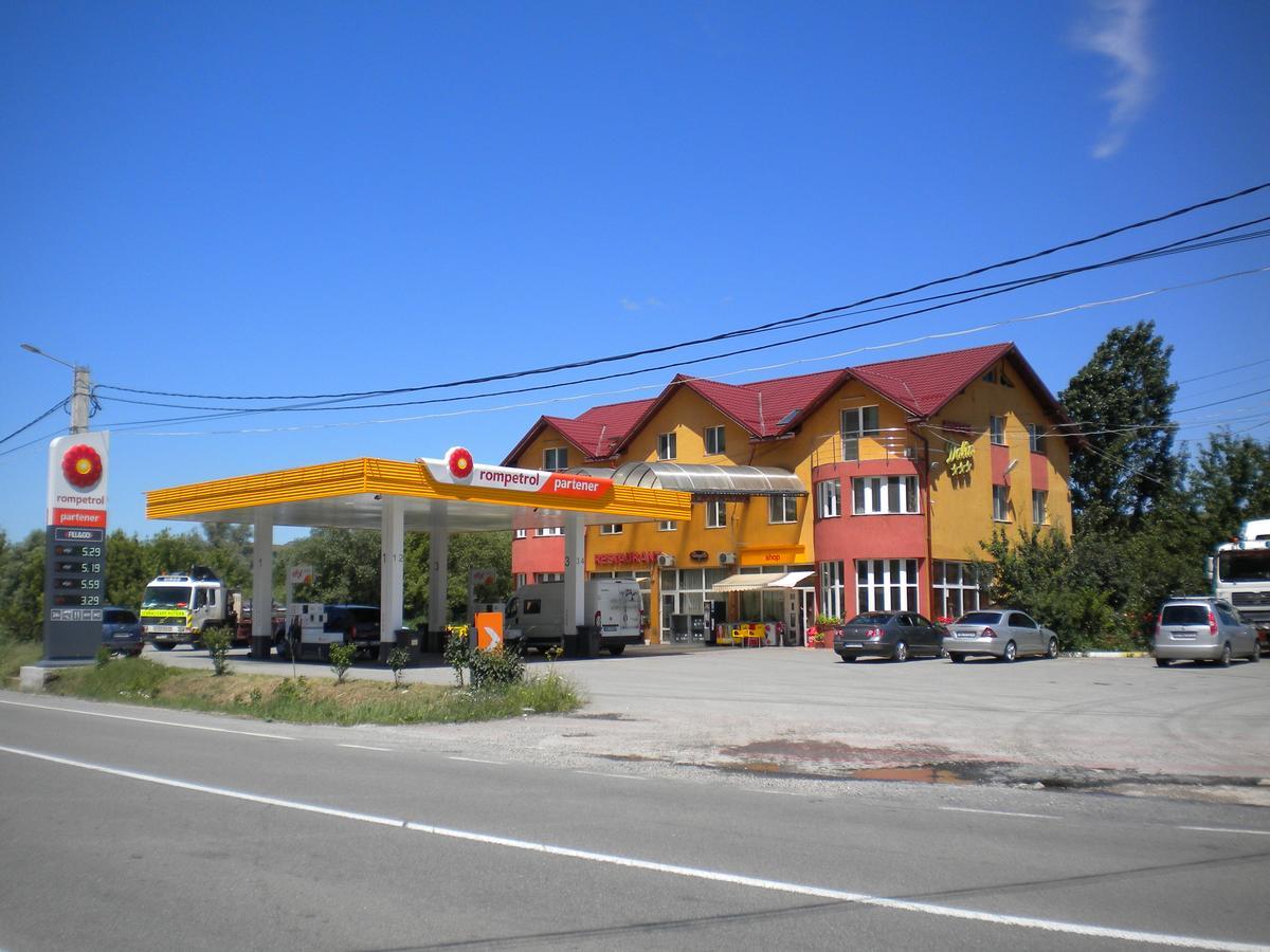 Motel Dalia Gilău Exteriér fotografie